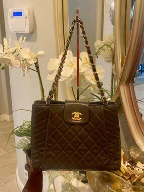 Authentic Chanel Dark Brown Quilted Leather CC Shoulder Bag Excellent Condition